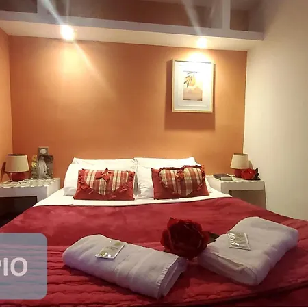 La Berceau De Bernadette - Bernadette's Cradle - Near Bernadette'house Bed & Breakfast 3*