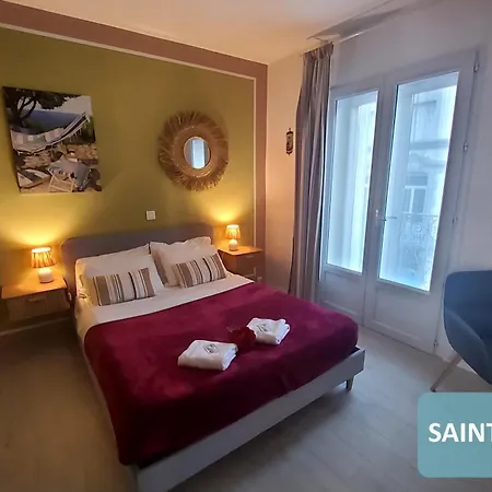 La Berceau De Bernadette - Bernadette's Cradle - Near Bernadette'house Bed & Breakfast