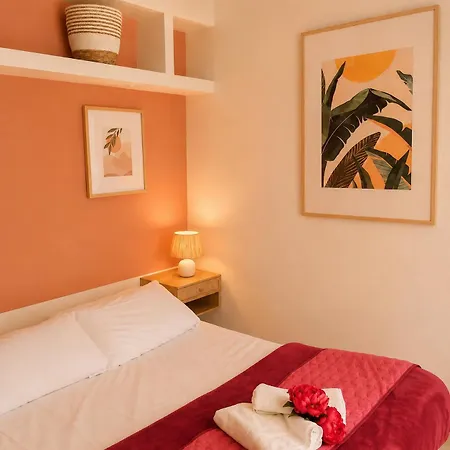 Bed & Breakfast La Berceau De Bernadette - Bernadette's Cradle - Near Bernadette'house