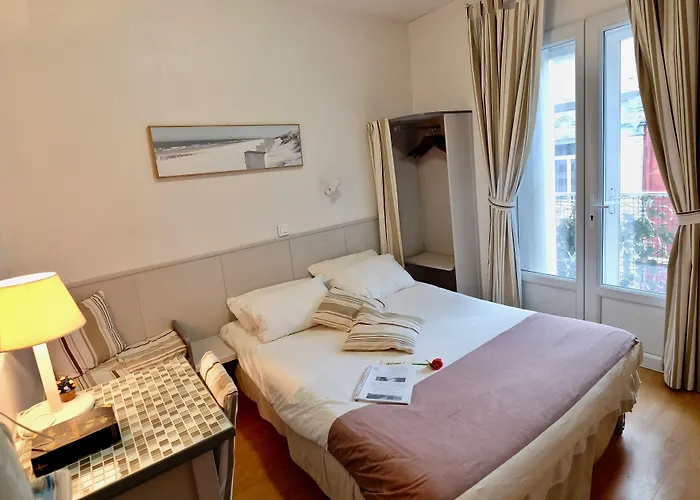 La Berceau De Bernadette - Bernadette's Cradle - Near Bernadette'house 3* Lourdes