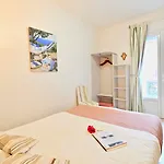 La Résidence Berceau De Bernadette Bed and breakfast Lourdes