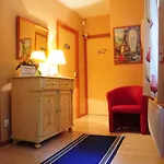 La Résidence Berceau De Bernadette Bed and breakfast