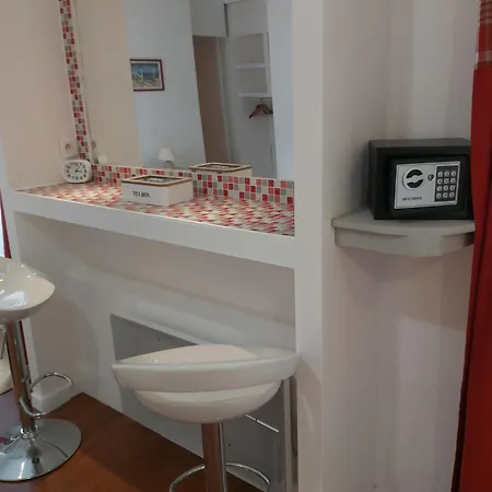 Bed & Breakfast La Berceau De Bernadette 2*