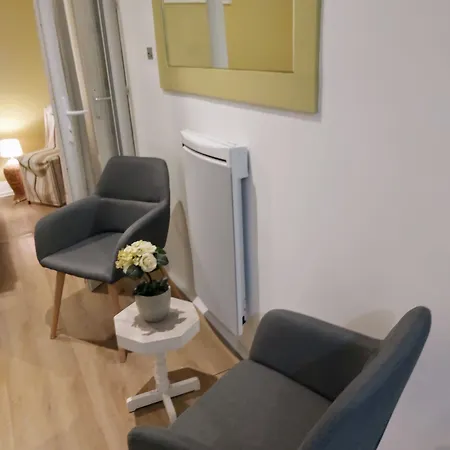 La Berceau De Bernadette - Bernadette's Cradle - Near Bernadette'house 3*