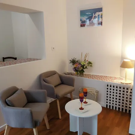 La Berceau De Bernadette - Bernadette's Cradle - Near Bernadette'house Lourdes