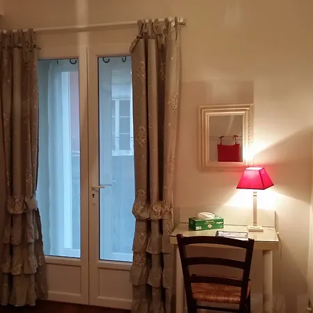 Au Berceau De Bernadette Bed & Breakfast Lourdes