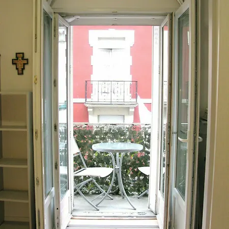 Au Berceau De Bernadette Bed & Breakfast 2*