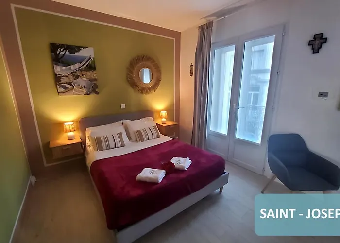 La Berceau De Bernadette - Bernadette's Cradle - Near Bernadette'house Bed & Breakfast