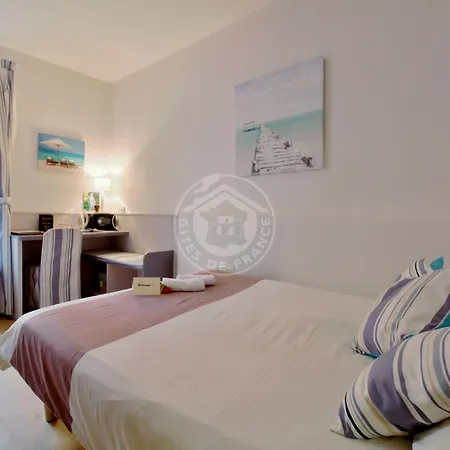 La Berceau De Bernadette - Bernadette's Cradle - Near Bernadette'house فندق مبيت وإفطار 3*