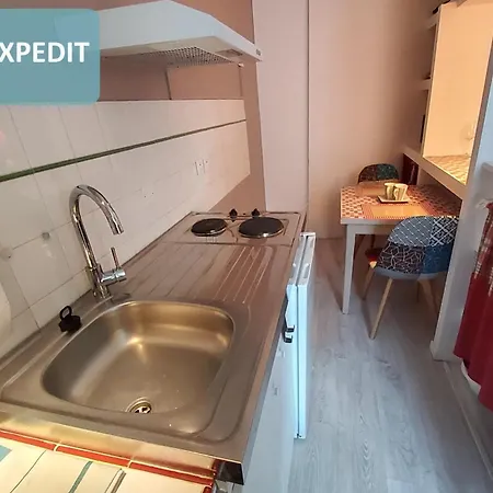 La Berceau De Bernadette - Bernadette's Cradle - Near Bernadette'house 3*