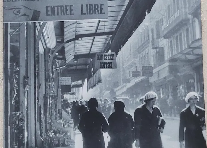 فندق مبيت وإفطار La Berceau De Bernadette - Bernadette's Cradle - Near Bernadette'house لورد