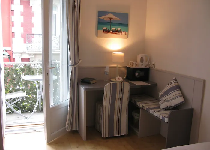 La Berceau De Bernadette - Bernadette's Cradle - Near Bernadette'house فندق مبيت وإفطار لورد