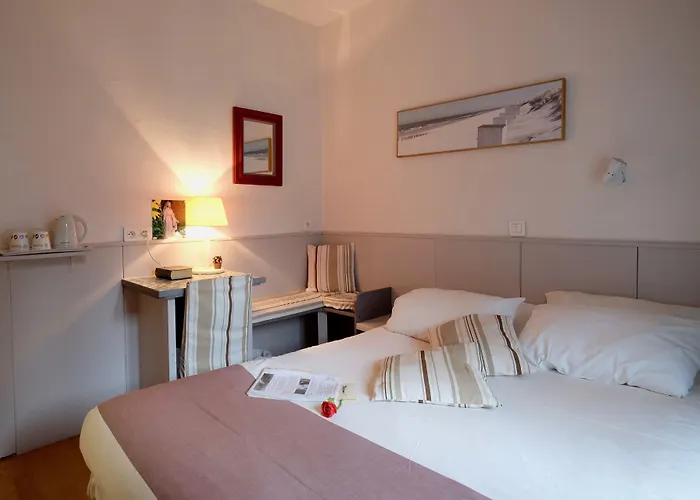 La Berceau De Bernadette - Bernadette's Cradle - Near Bernadette'house فندق مبيت وإفطار لورد