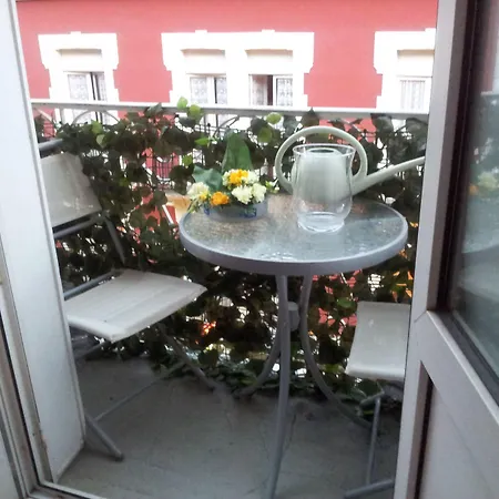 住宿加早餐酒店 La Berceau De Bernadette - Bernadette's Cradle - Near Bernadette'house